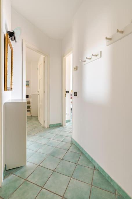 Thekeystudio, La Casa Del Mare Azzurro With Seaview Ventimiglia Zewnętrze zdjęcie