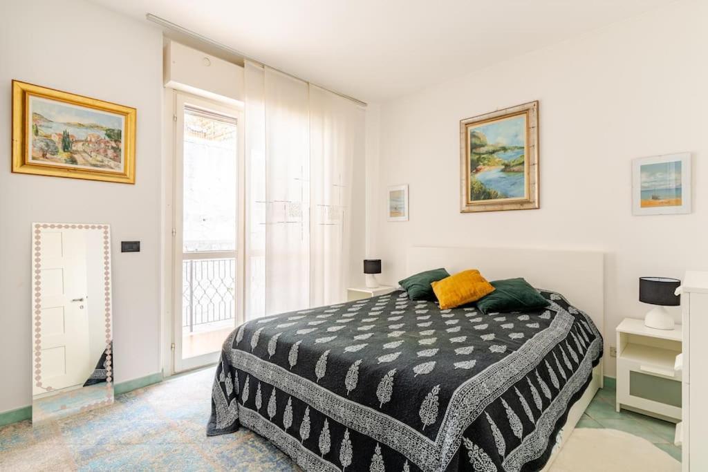 Thekeystudio, La Casa Del Mare Azzurro With Seaview Ventimiglia Zewnętrze zdjęcie